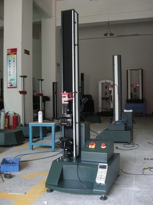 Machines de test de traction à colonne simple / testeur de résistance avec servo-moteur à courant alternatif pour fermeture à glissière