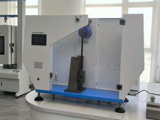 Machine d'essai de résilience Charpy HT-1043-5D