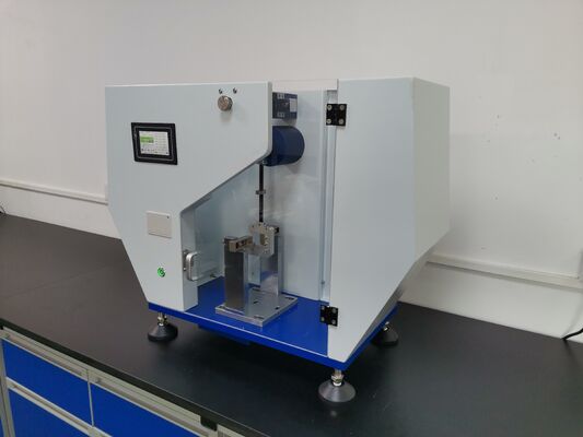 Machine d'essai d'impact de Charpy