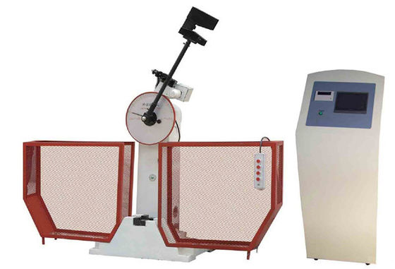 GB/T3808-2002 Machine d'essai d'impact du pendule L'énergie d'impact du pendule 300J 150J